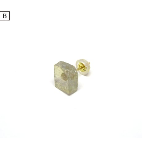 bisoa LABRADORITE PIERCE　(1PAIR)
