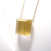 118 Matte&Clear Necklace Square
