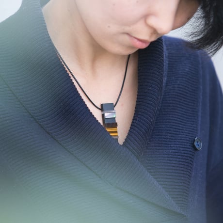 MUKU Layers Pendant