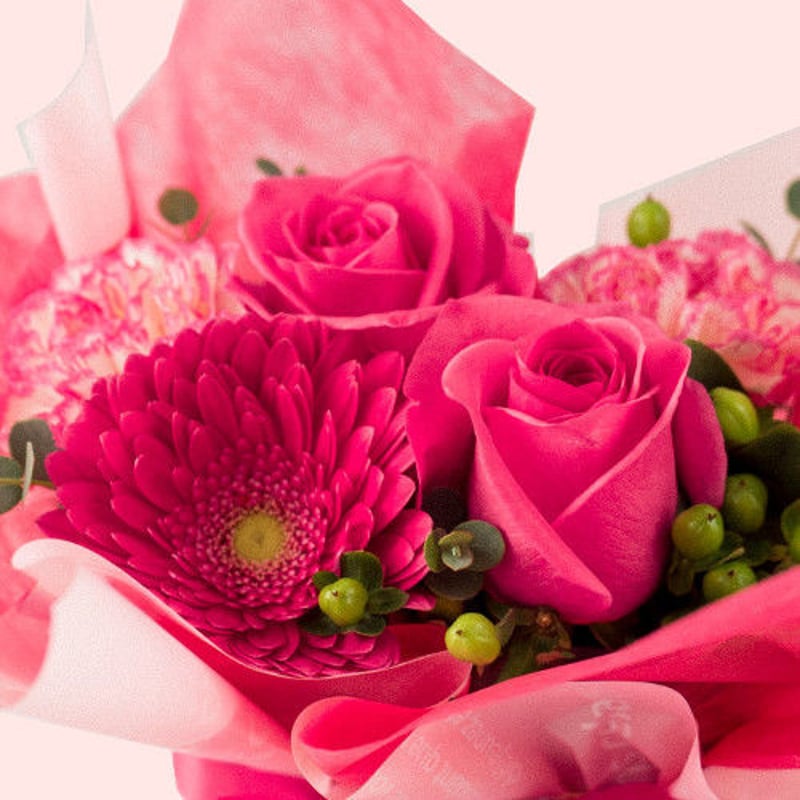 【サンプル品】ピンクの花束　ラッピング有り　バラ　ガーベラ　カーネーション サンプル品】ピンクの花束 ラッピング有り バラ ガーベラ