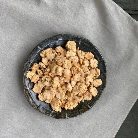 【かち豆】大豆をつぶして焼きあげた打ち豆。食べやすく調理にもさっと使いやすい優れもの{ポスト便送料込}