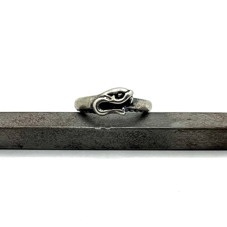 HR-1-S  "SNAKE" Ring