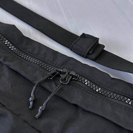 "H.M.W.S" Nylon Shoulder Bag(両面刺繍)