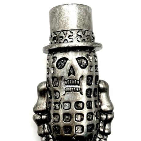 "HATCHET MAN" sofubi