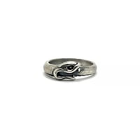 HR-1-S  "SNAKE" Ring