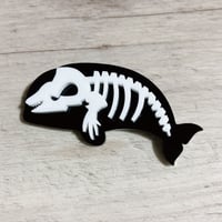 ホネホネ・ブローチ「スナメリ」