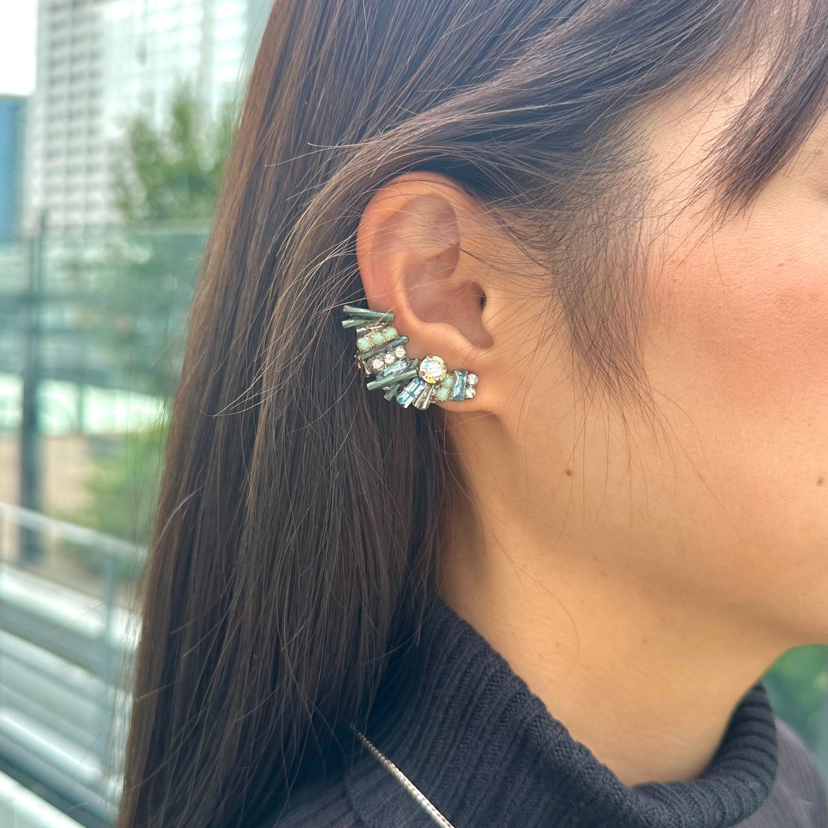 両耳】ビジューアシメ/ブルーグリーン イヤリング/ピアス | HusuÅnŁa