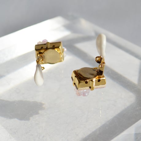 flower×ビジュー　Pink/Blue チタンピアス/イヤリング