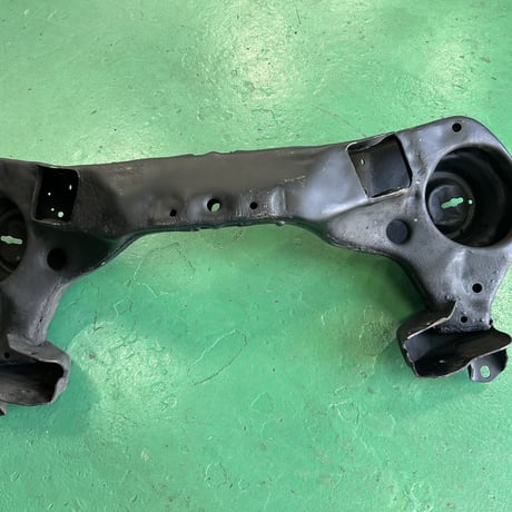3rd カマロ、トランザム　フロントKメンバー　中古