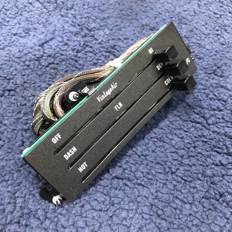 ビンテージエアー・コントロールパネルC3コルベット