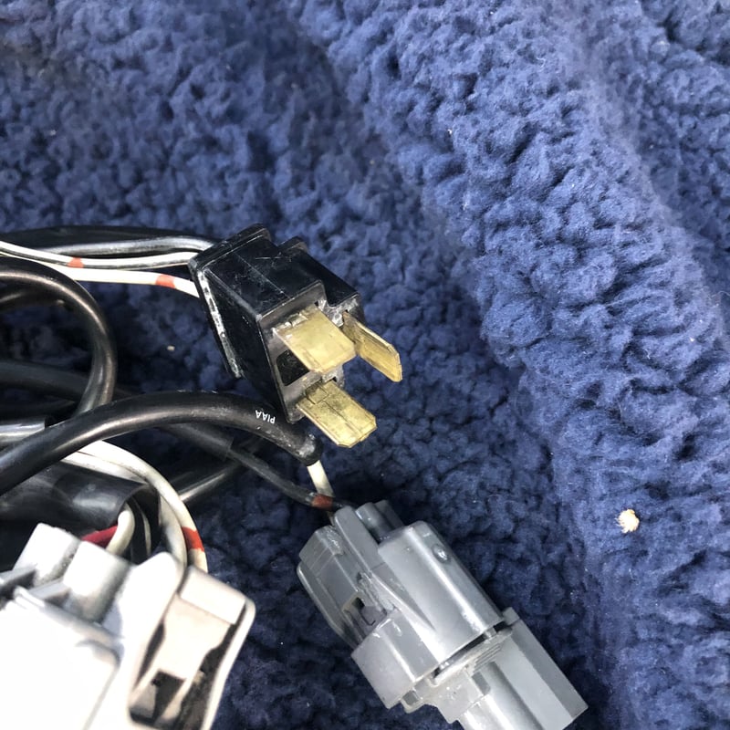 PIAA HID 丸目2灯式ヘッドランプ ストロボキット | PRIME WORKS PIAA HID 丸目2灯式ヘッドランプ ストロボキット | PRIME WORKS
