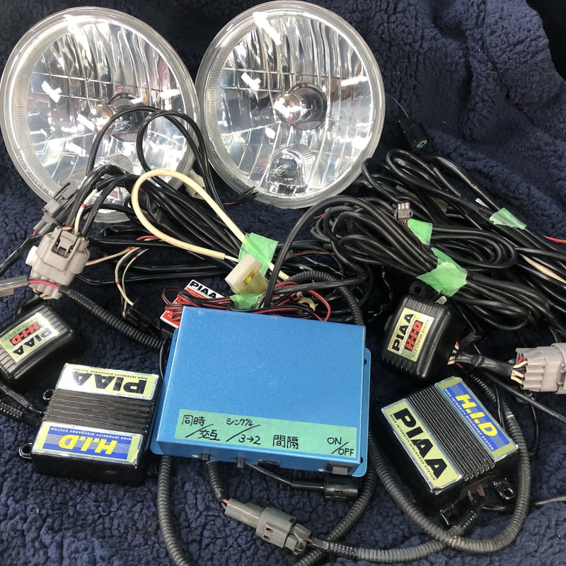 PIAA HID 丸目2灯式ヘッドランプ ストロボキット | PRIME WORKS ONLINE