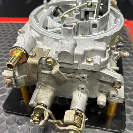 Edelbrock リビルドキャブレター  1405 600cfm Manual choke