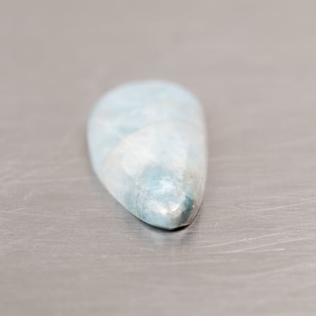 糸魚川入りコン沢産　青翡翠　ルース　3482