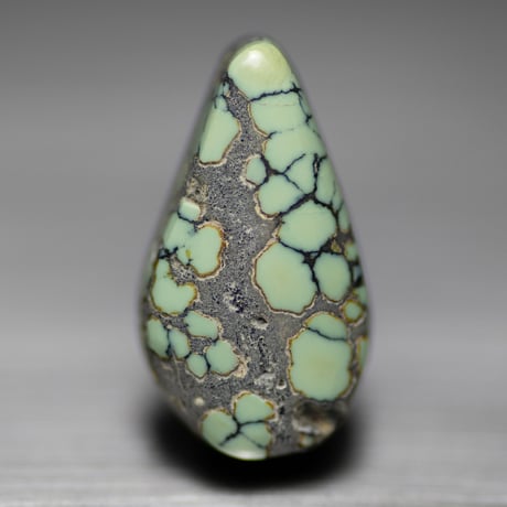 ピーコックターコイズ　ルース　74222