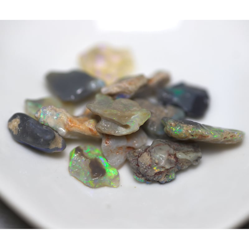 ブラックオパールルース 原石セット 227108 | mineralhonpo