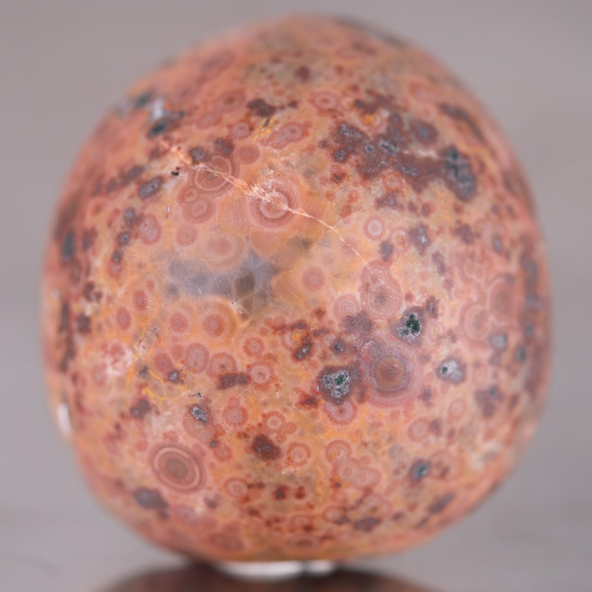 0908162 セール✨戦国紅瑪瑙17ミリ 貫通穴 キラキラ✨結晶 0908162