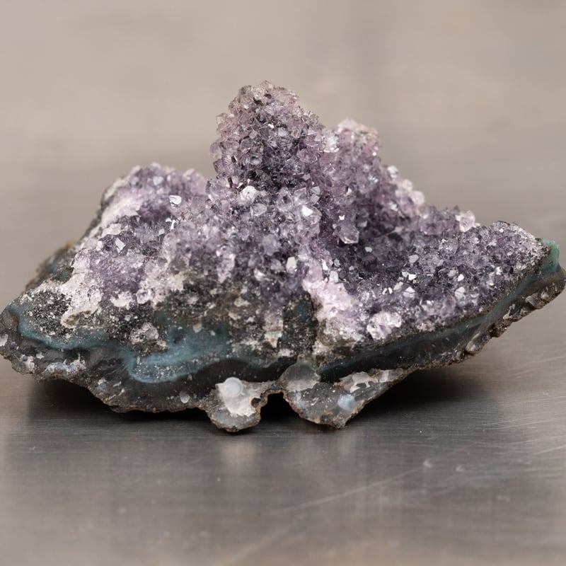 ギャラクシーアメジスト 原石 ジオード 3493 | mineralhonpo