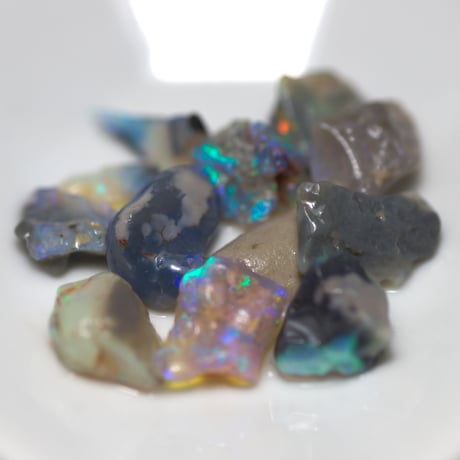 ブラックオパールルース　原石セット　227101