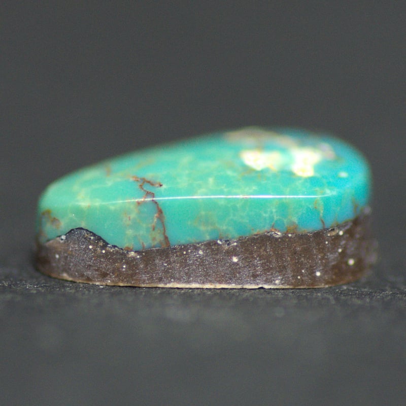 ロイストンターコイズ濃いミリタリーグリーン11.5ct ビズビー