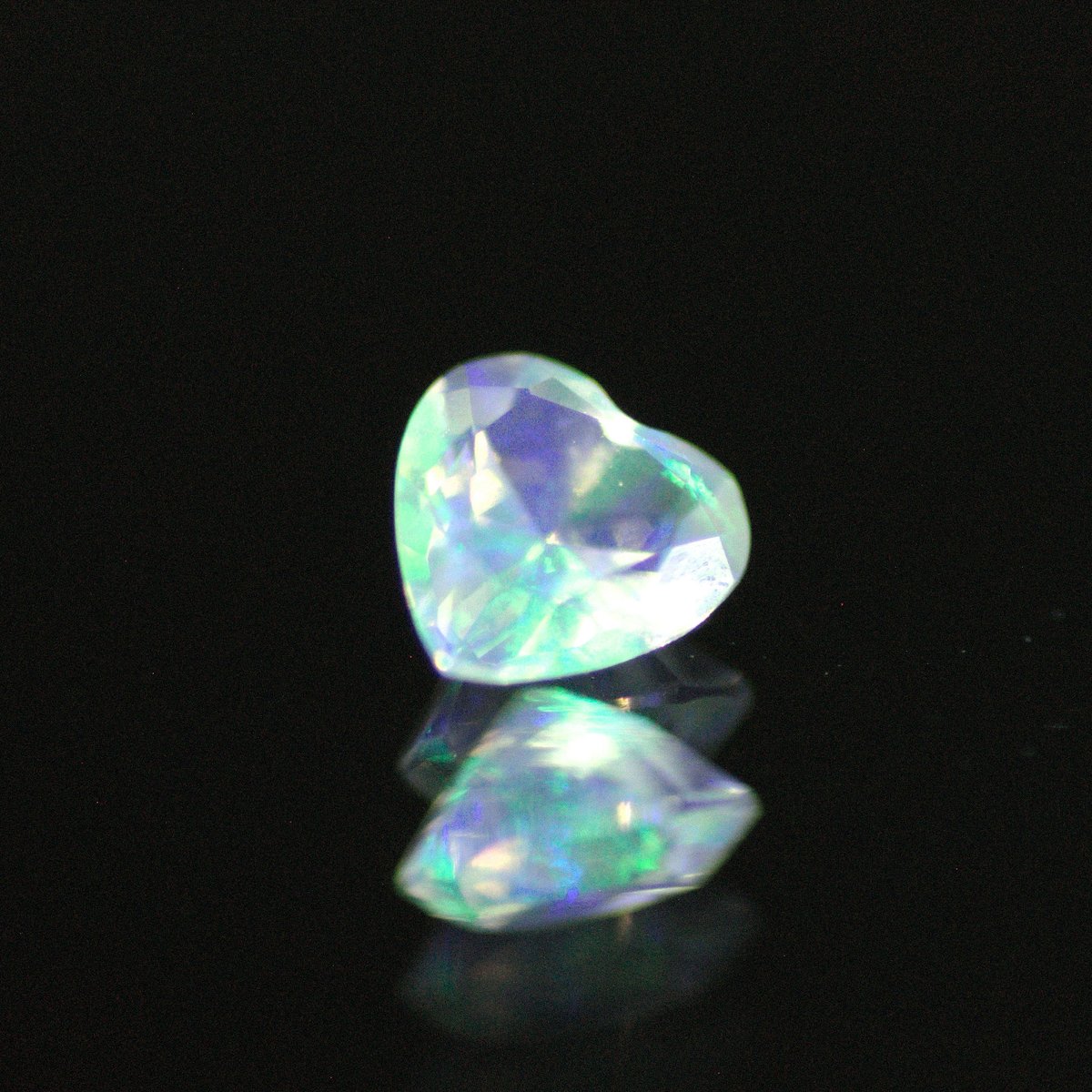 国産オパール 原石 国産 鉱物 国産鉱物 オパール 原石 美しいオパール