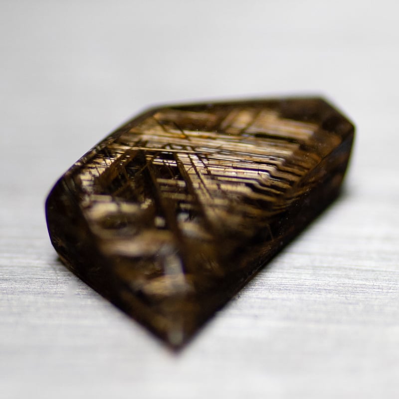 ルチルクォーツ タイチン（太針）ルチルクォーツ珠10mm(ﾌﾞﾗｼﾞﾙ産): 『岩座(いわくら