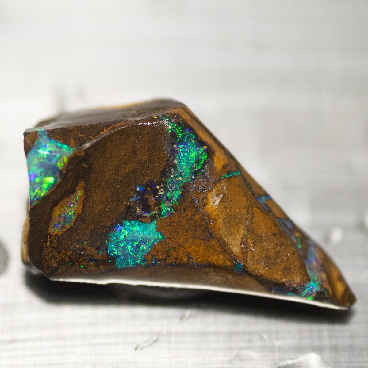 ボルダーオパール 原石 33504 | mineralhonpo