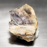 サンムーンストーン　研磨原石　33604