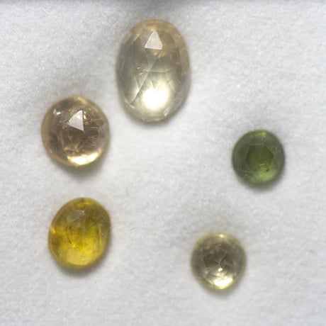 サファイアルース セット 楽天市場】非加熱バイカラーサファイア ルース 0.614ct【品質