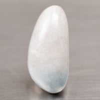 糸魚川入りコン沢産　青翡翠　ルース　3487