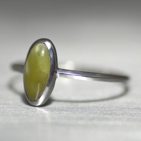 Victoria stone silver ring 060