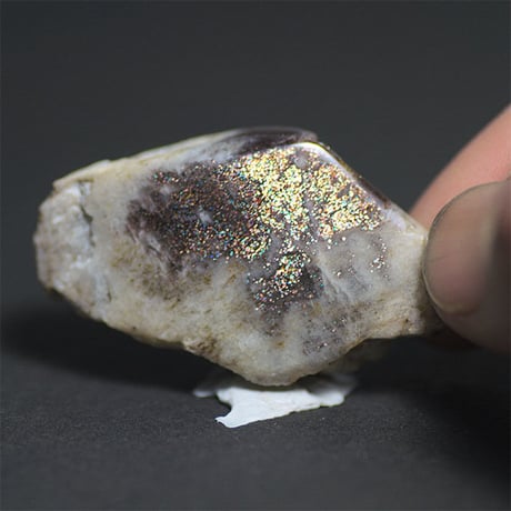 サンムーンストーン　研磨原石　017