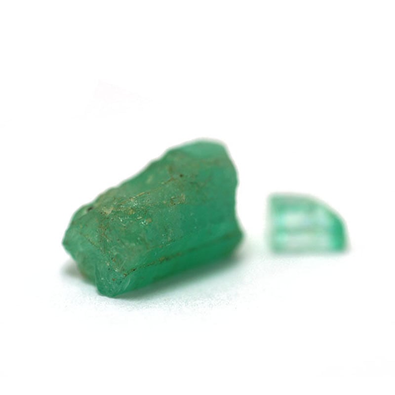 エメラルド　原石 極レア エメラルド原石 0 74ct 六角柱 ルース（LA-4886）｜Yahoo