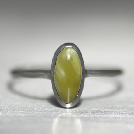 Victoria stone silver ring 060