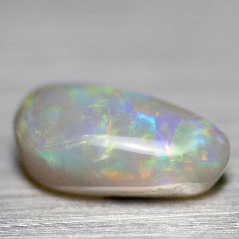 めだま！極ネオンライトニングリッジ産セミブラックオパール　24kgp めだま！極ネオンライトニングリッジ産セミブラックオパール 24kgp