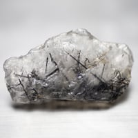 ブラックルチルクォーツ　原石　253002