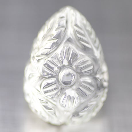 クォーツ　ストーンカービング　31818