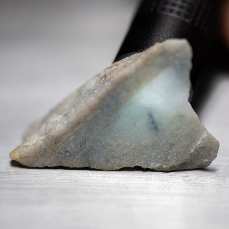糸魚川入りコン沢産 青ひすい 原石 46001 | mineralhonpo 糸魚川入りコン沢産 青ひすい 原石 46001 | mineralhonpo