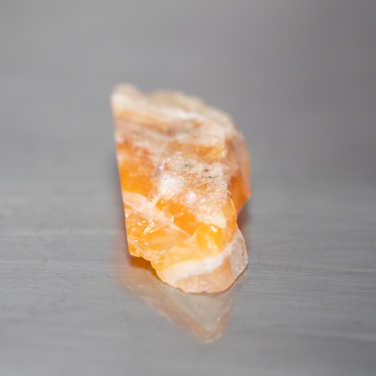北海道産オパール 未研磨原石 35528 | mineralhonpo