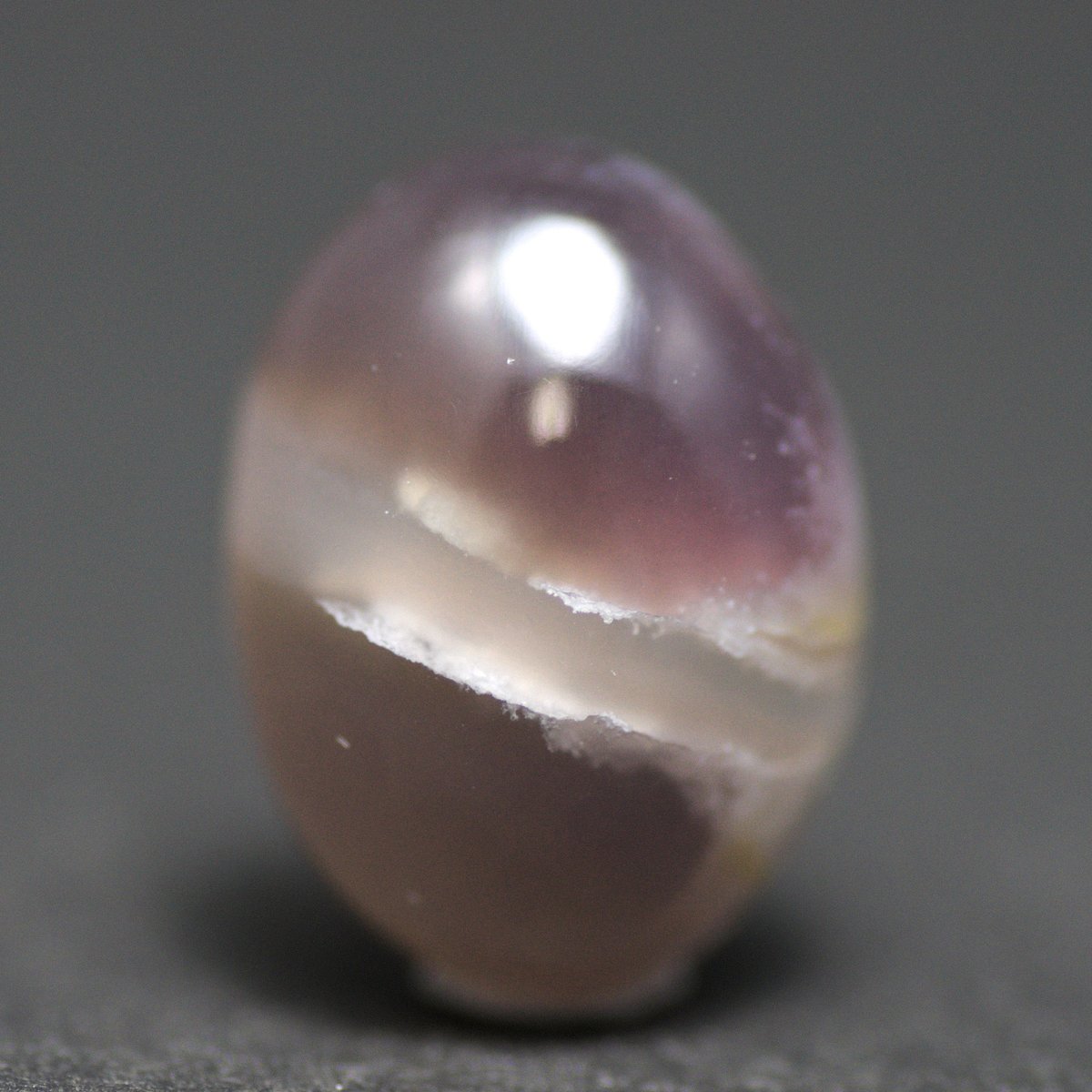 パープルカルセドニールース　最高品質 パープルカルセドニー(宝石名バイオレット・カルセドニー)インドネシア