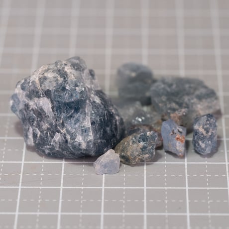 ラクーン  LONE PEAK 8 W's【ALTRA】☆旧モデルの為20％OFF – SANKAKU STAND