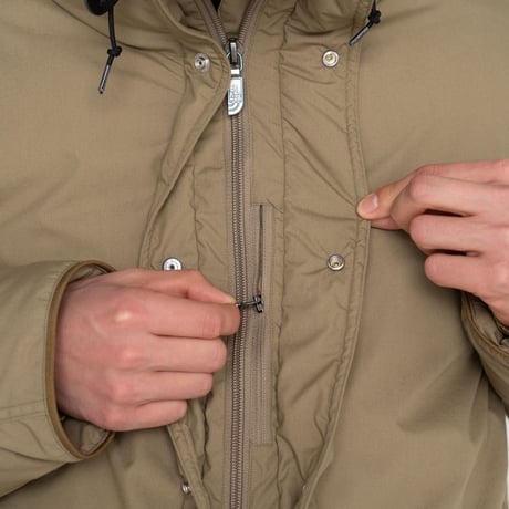 65/35 Mountain Short Down Parka   THE NORTH FACE PURPLE LABEL ND2371N