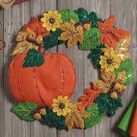 「Fall WreathBucilla 」ブシラ   ハロウィン  ハンドメイド  フェルト  リ－ス キット