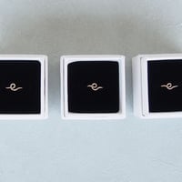 【e】イニシャルリング