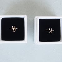 【y】イニシャルリング