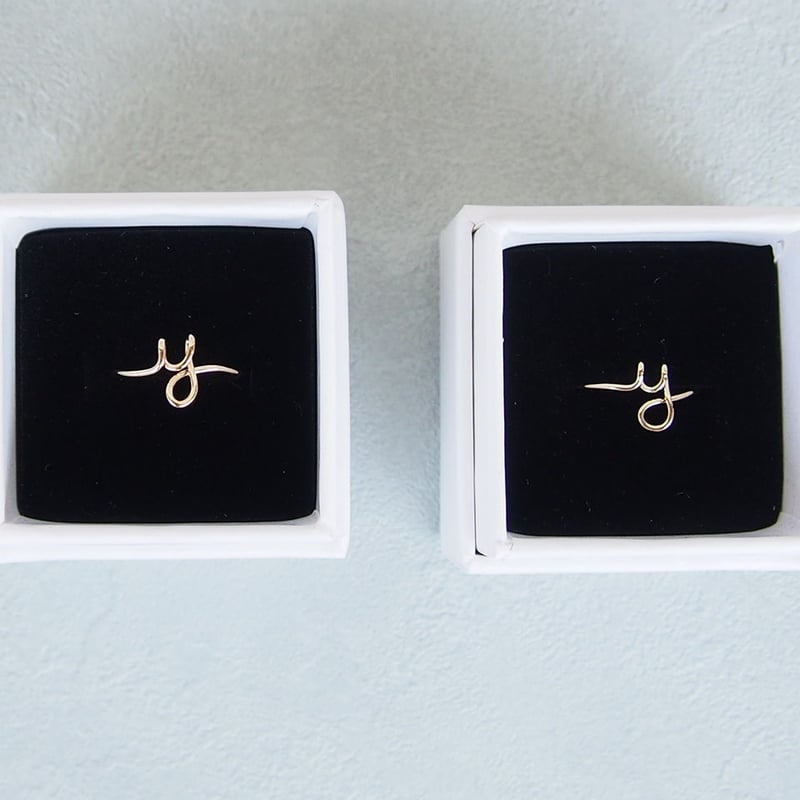 y】イニシャルリング | Bouffe