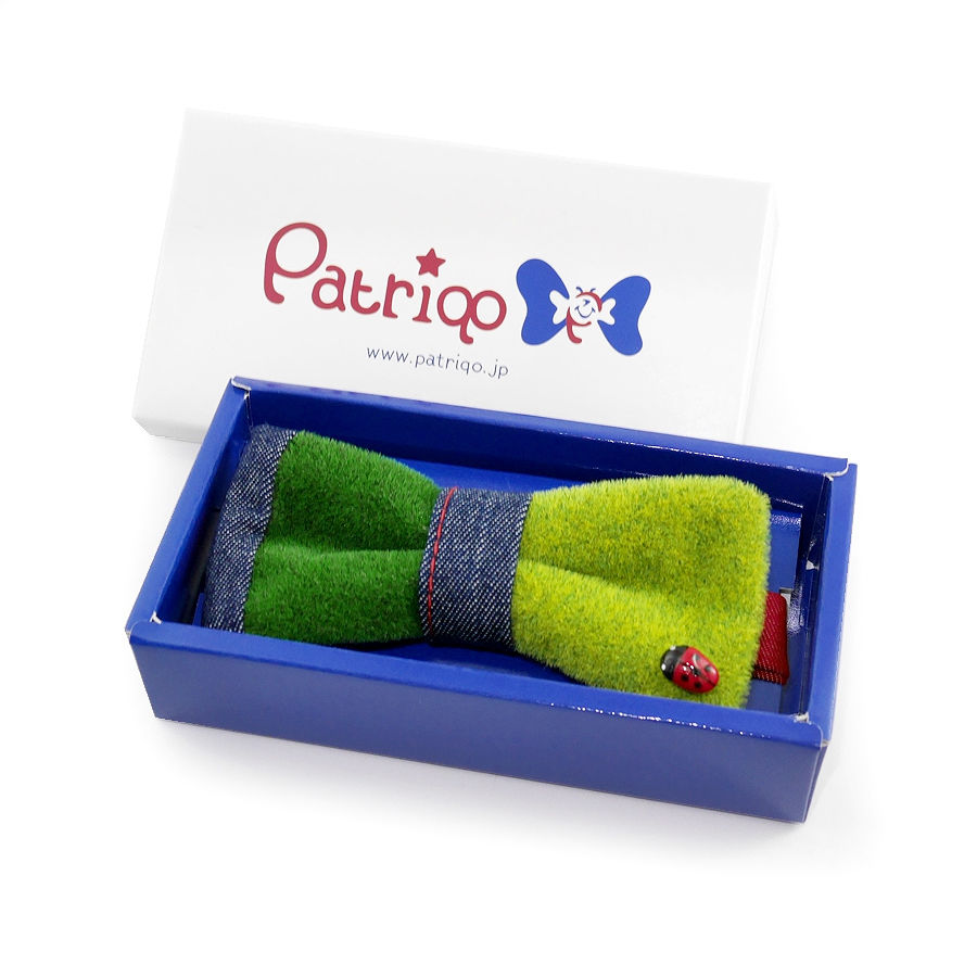 Patriqo Shiba Bowtie 芝生 ×テントウ虫 蝶ネクタイ (ブローチ