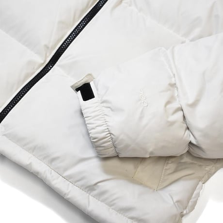 US The North Face 1996 Retro Nuptse Jacket - White / Black