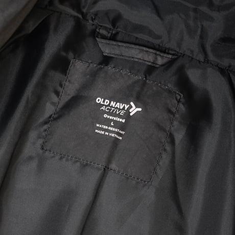 Old Navy Oversized Hooded Puffer Jacket - Black Print