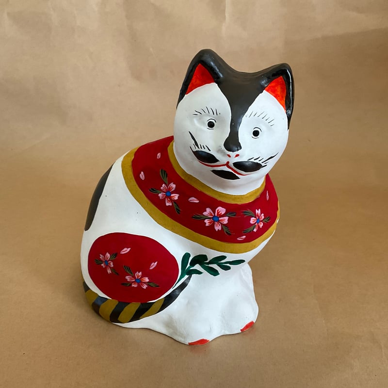 釜猫(胸飾り 大) | hanamaki-ningyo